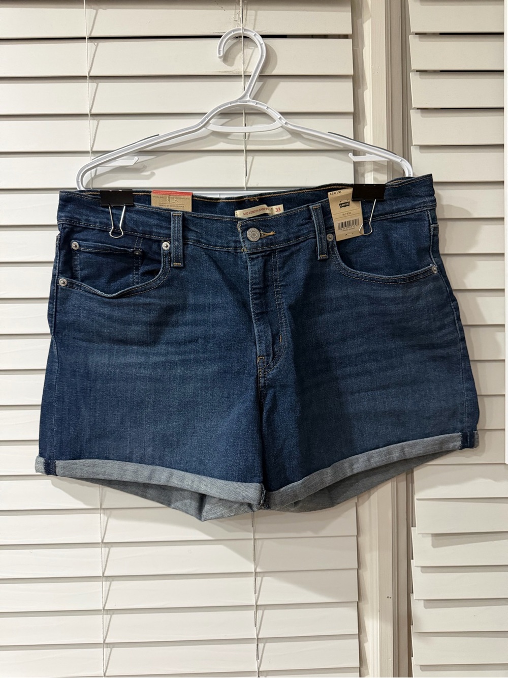 Levi’s Women’s Shorts Size 33 💙 New With Tags! 💙